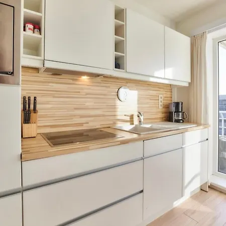 Familial, Lumineux Avec Parking & Terrasse Appartement Oostende