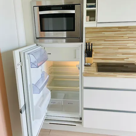 Familial, Lumineux Avec Parking & Terrasse * Остенде