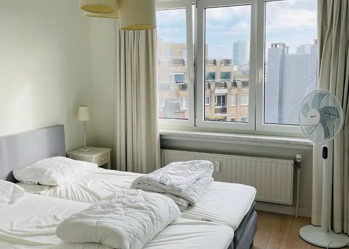 Familial, Lumineux Avec Parking & Terrasse Appartement