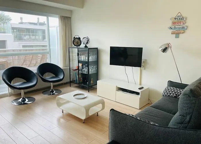 Appartement Familial, Lumineux Avec Parking & Terrasse Ostende