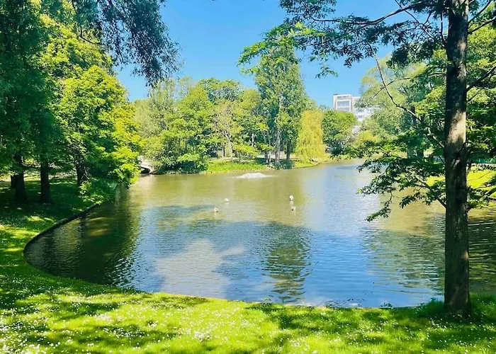 Familial, Lumineux Avec Parking & Terrasse * Ostende